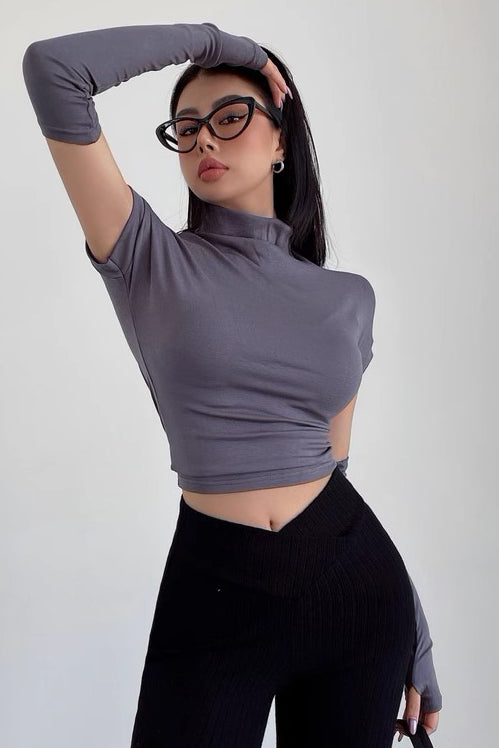 Round Neck Tight Top with Long Sleeve Secondary image