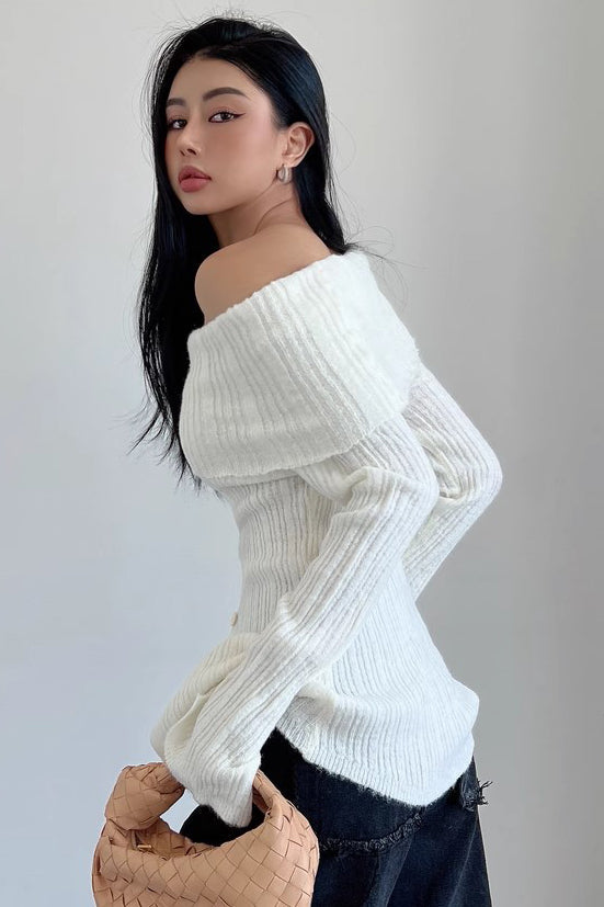 Off Shoulder Knit Long Sleeved Top Secondary image