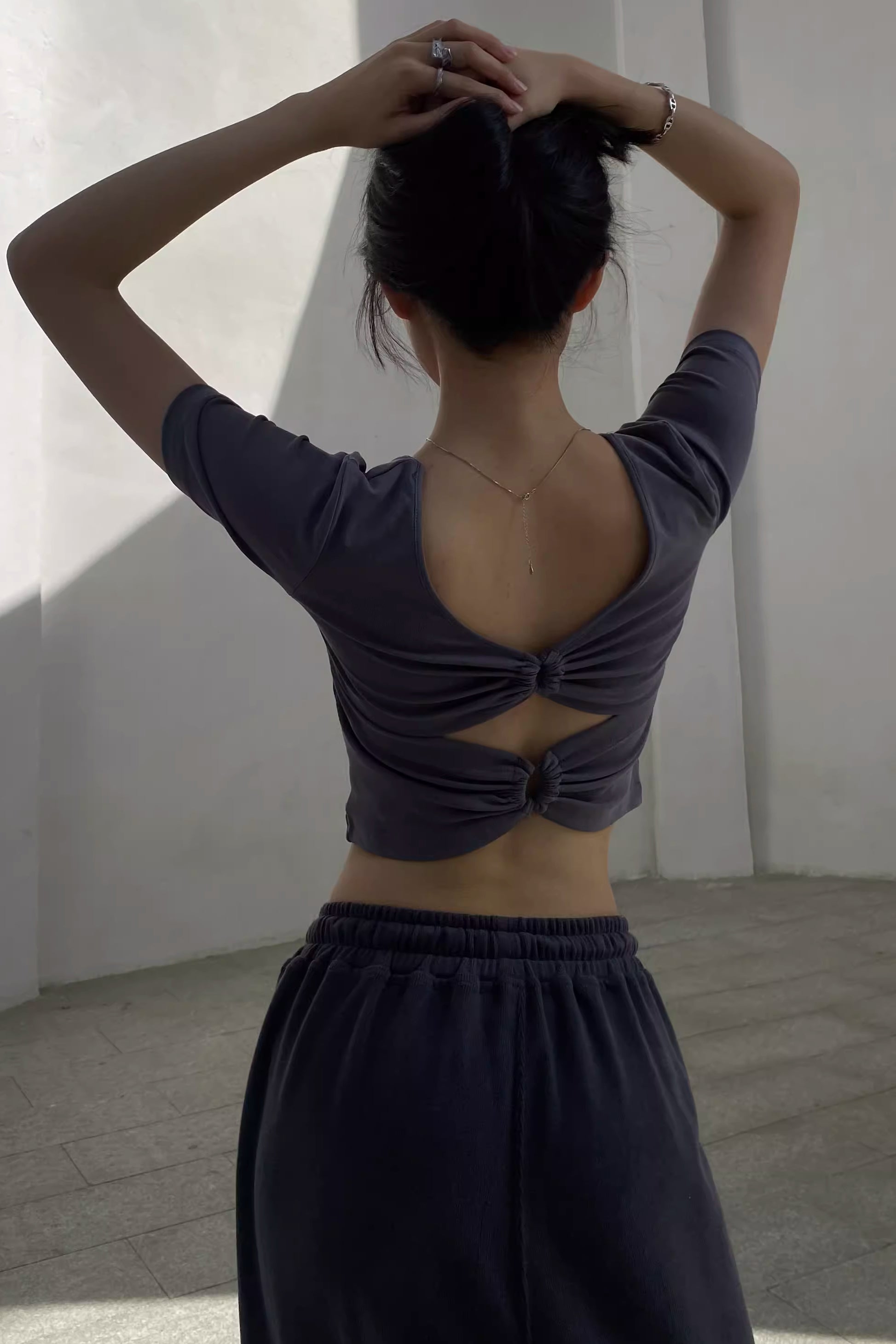 Backless Short Sleeve Cut Out Tops Tank Top Shirt Main image