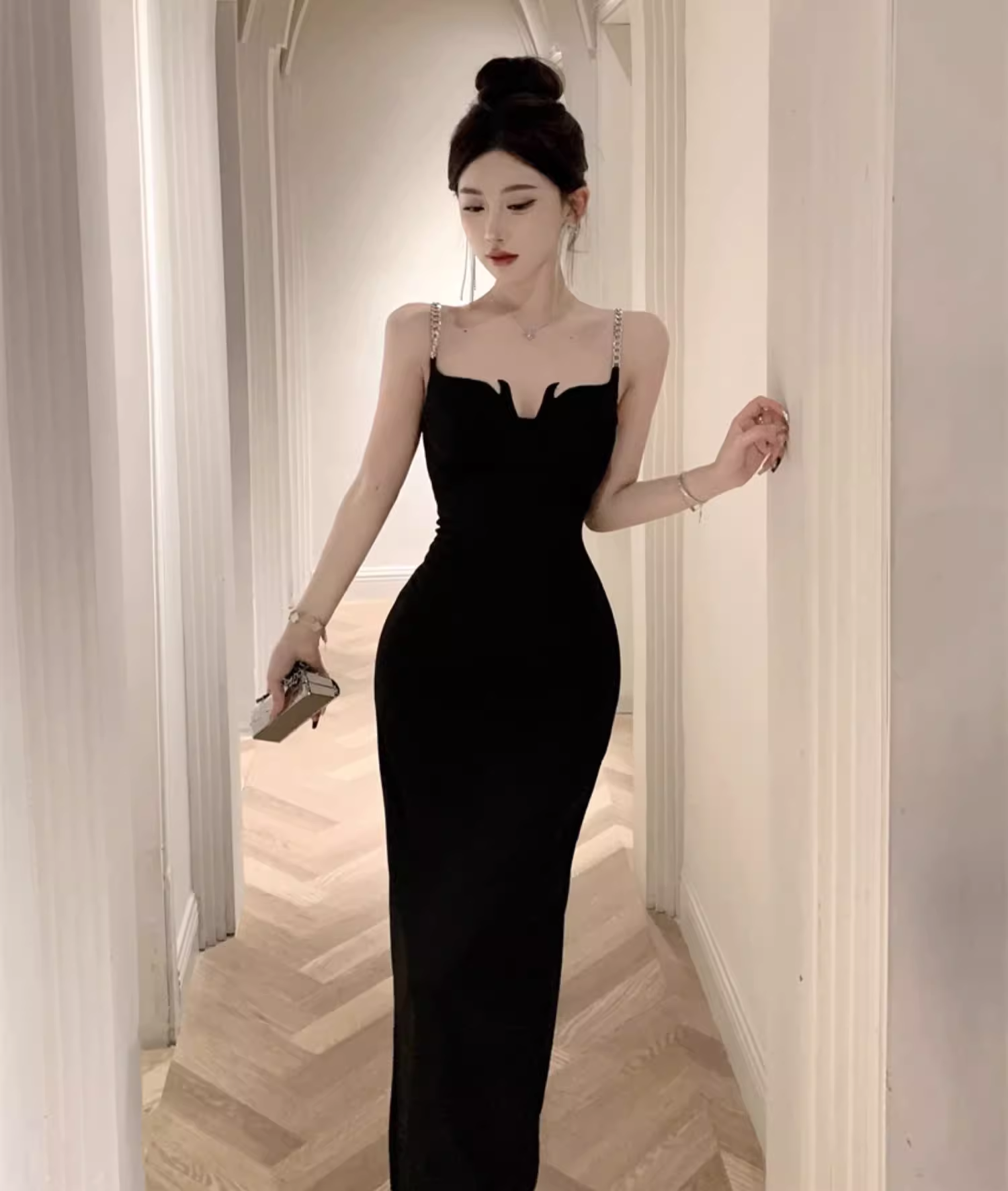 Black Bodycon Dress Secondary image