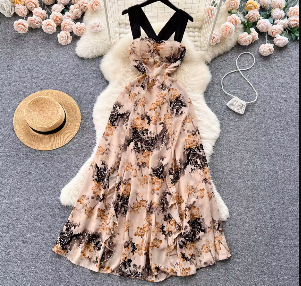 Romantic retro atmosphere floral dress Main image