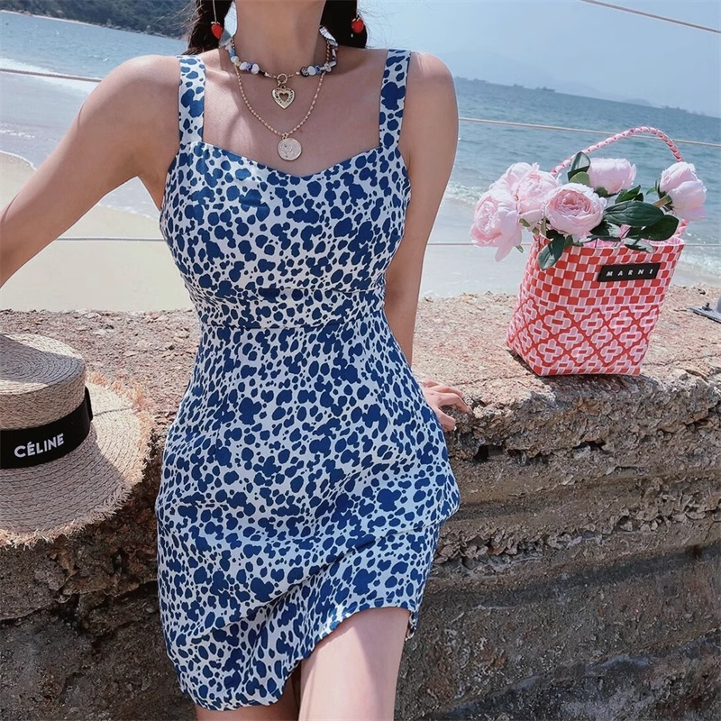 Retro square collar blue floral dress Secondary image