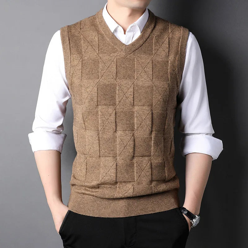 Top-Grade Sleeveless Sweater Vest: V-Neck for Men Main image