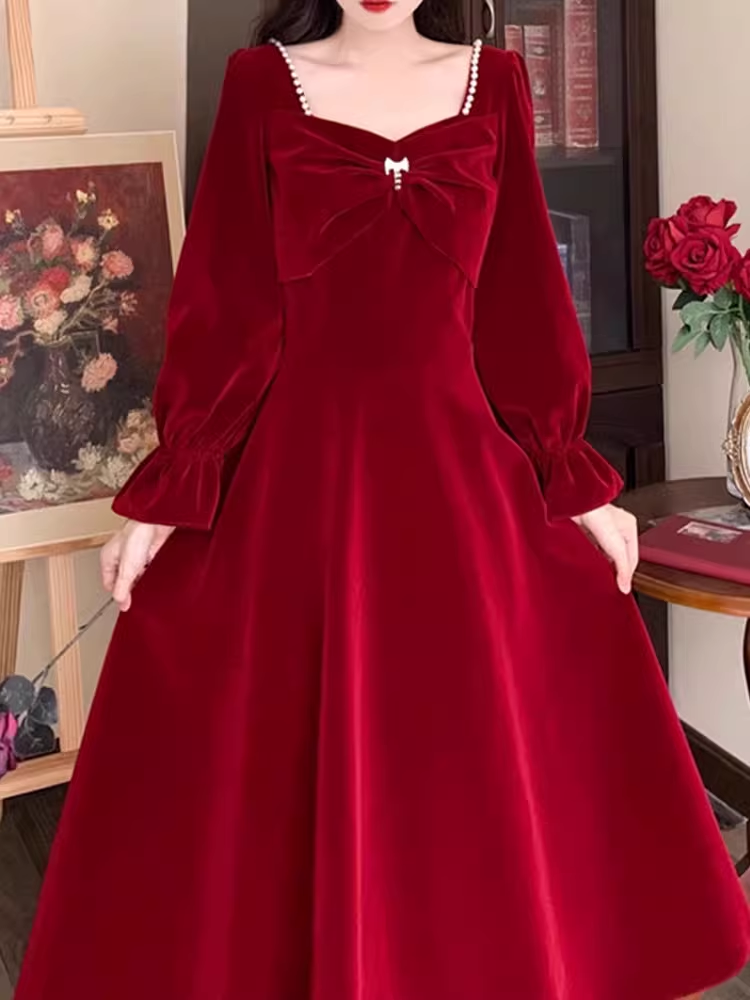 red velvet dress autumn and winter Main image