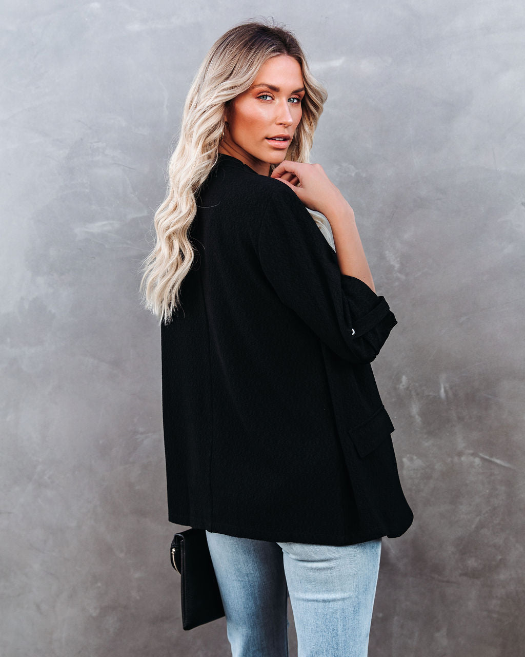 Streamline Pocketed Textured Blazer - Black Secondary image